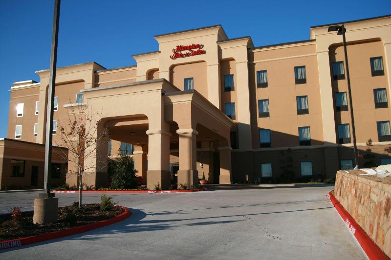 בית מלון כפרי Hampton Inn & Suites Decatur