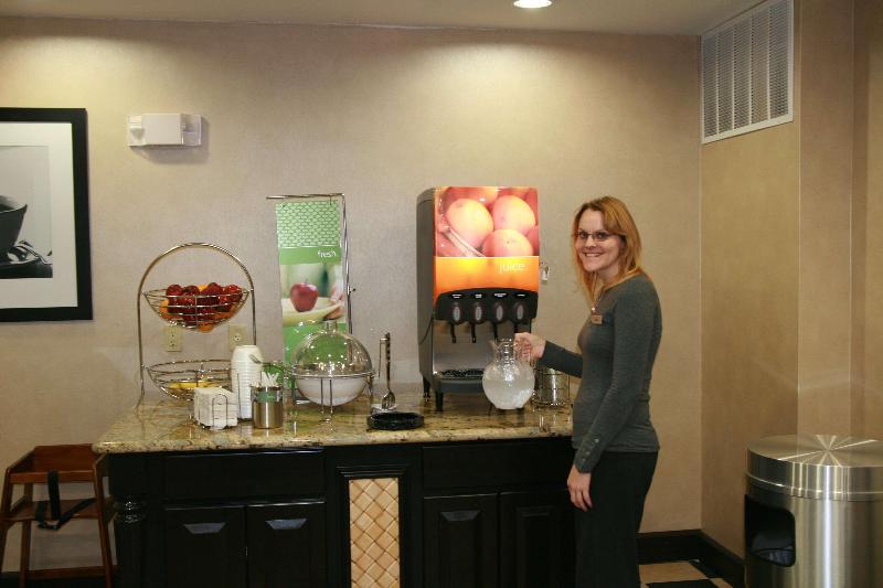 בית מלון כפרי Hampton Inn & Suites Decatur