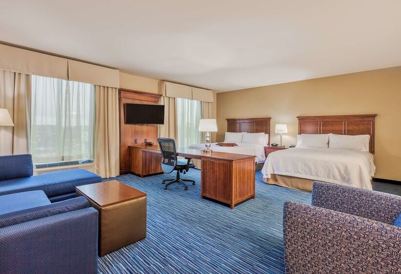 هتل Hampton Inn & Suites Downtown Owensboro/waterfront