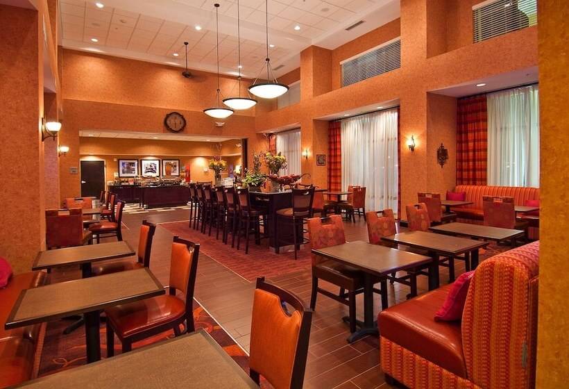 בית מלון כפרי Hampton Inn & Suites Elk City