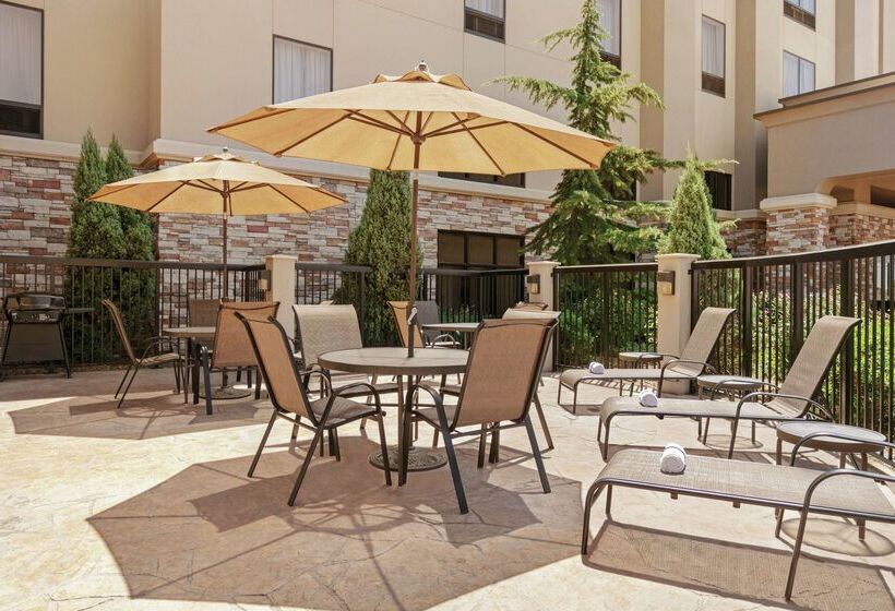 فندق Hampton Inn & Suites Enid