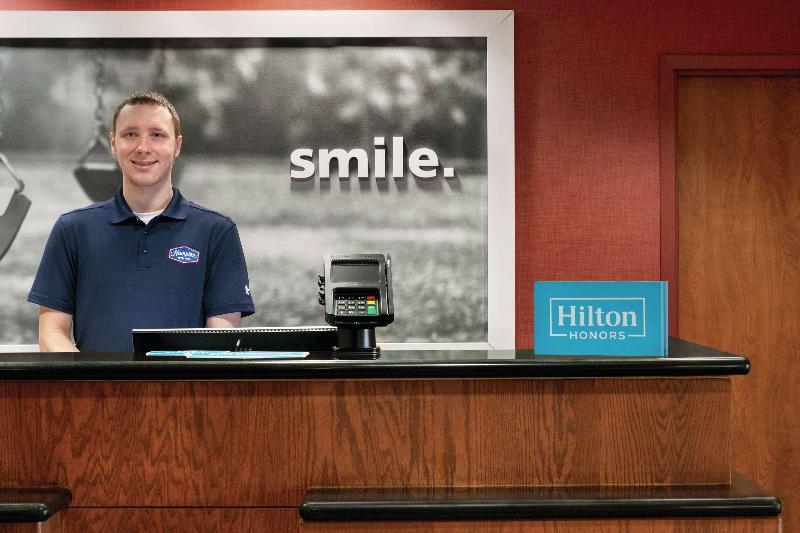 فندق Hampton Inn & Suites Enid