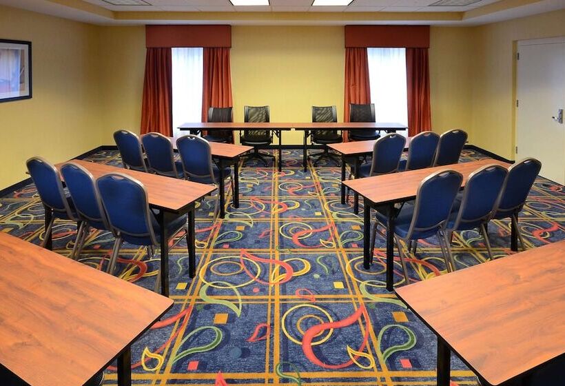 فندق Hampton Inn & Suites Lynchburg