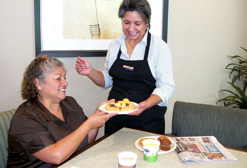 فندق Hampton Inn & Suites Manteca