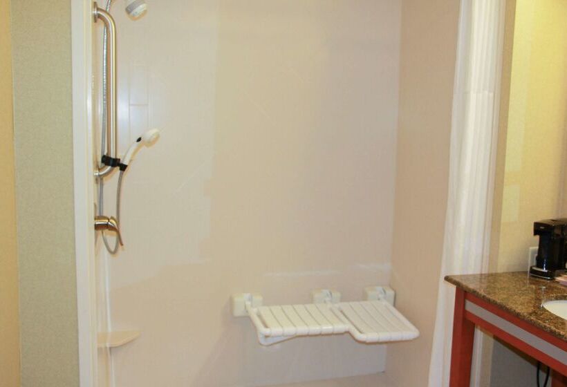 Отель Hampton Inn & Suites Radcliff   Fort Knox