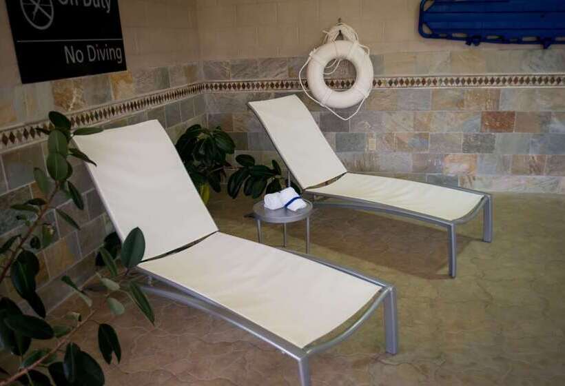 Отель Hampton Inn & Suites Radcliff   Fort Knox