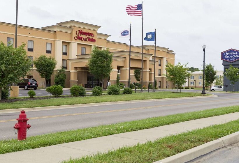 호텔 Hampton Inn & Suites Radcliff   Fort Knox