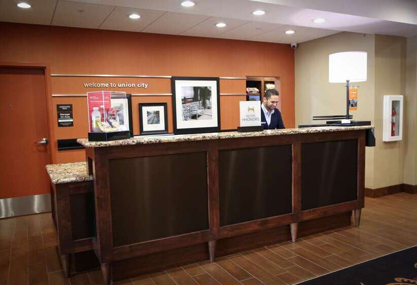 فندق Hampton Inn Union City