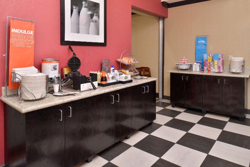 ホテル Hampton Inn Van Horn