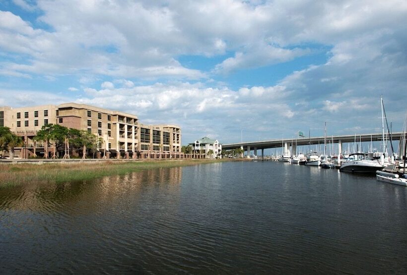 ホテル Hilton Garden Inn Charleston Waterfront/downtown