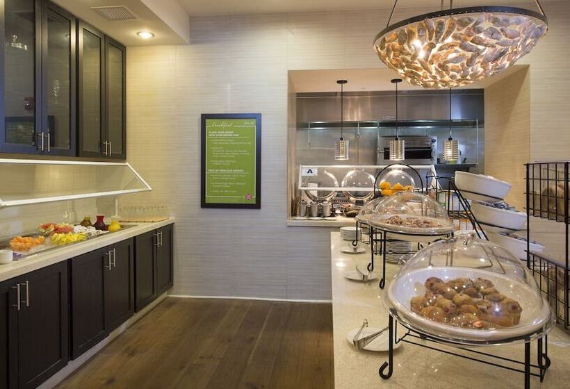 호텔 Hilton Garden Inn Charleston Waterfront/downtown