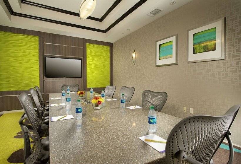 فندق Hilton Garden Inn College Station