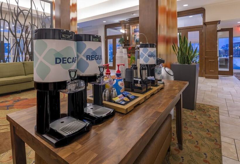 호텔 Hilton Garden Inn Devens Common