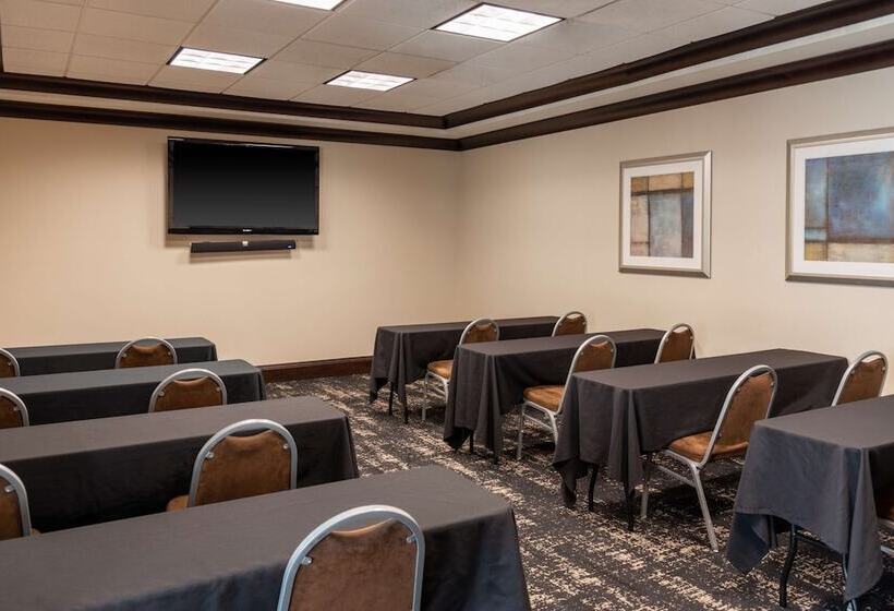 فندق Hilton Garden Inn North Little Rock