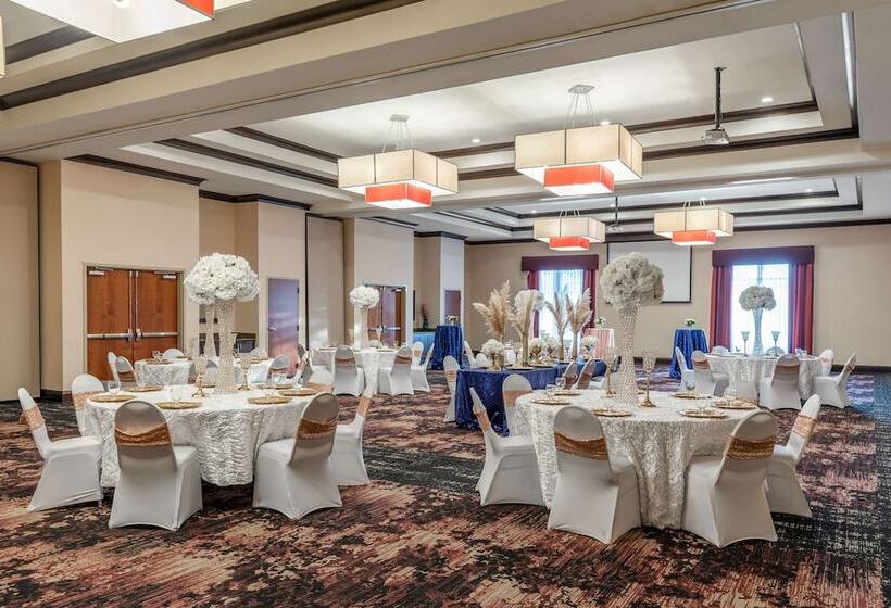 فندق Hilton Garden Inn North Little Rock