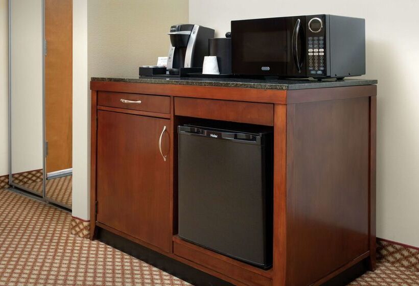 酒店 Hilton Garden Inn Odessa