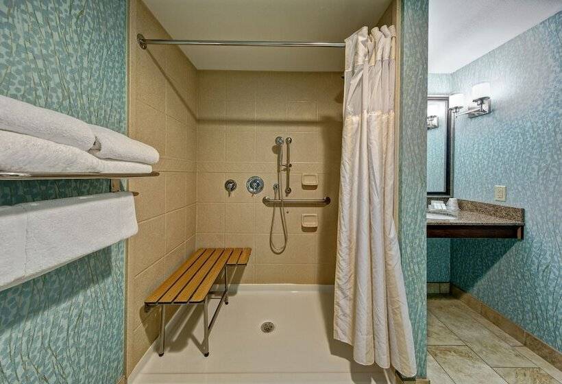 호텔 Hilton Garden Inn Tulsa Midtown