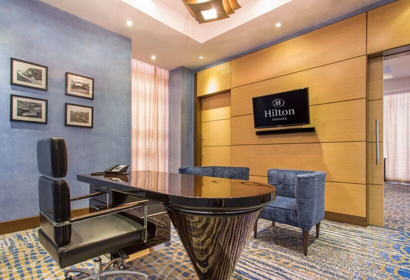 בית מלון כפרי Hilton Panama