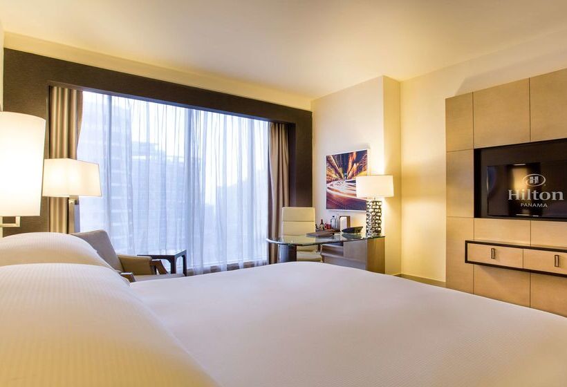 בית מלון כפרי Hilton Panama