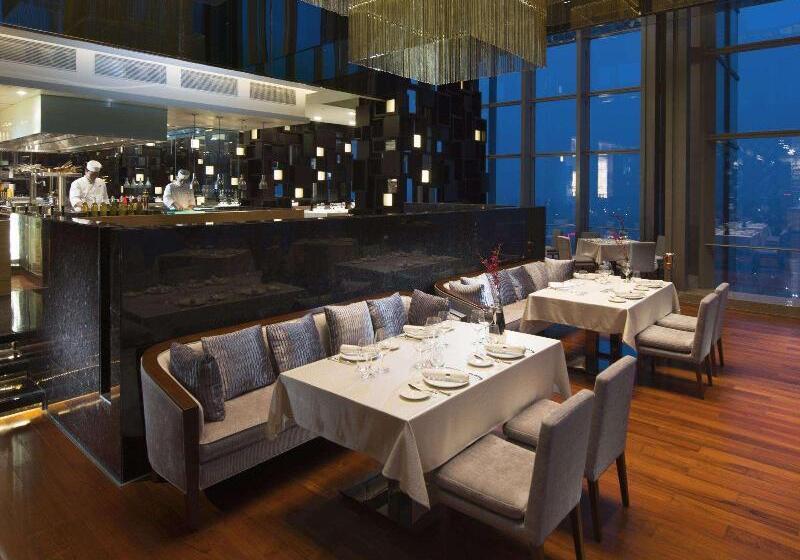 Отель Hilton Shijiazhuang