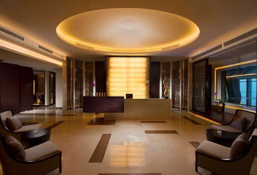 Отель Hilton Shijiazhuang