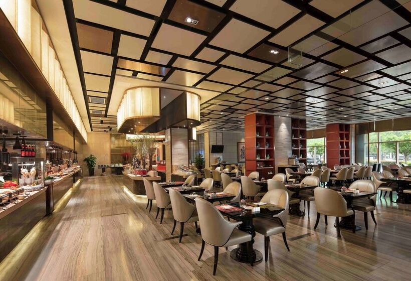 호텔 Hilton Zhengzhou