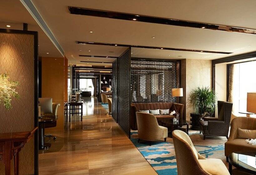 호텔 Hilton Zhengzhou