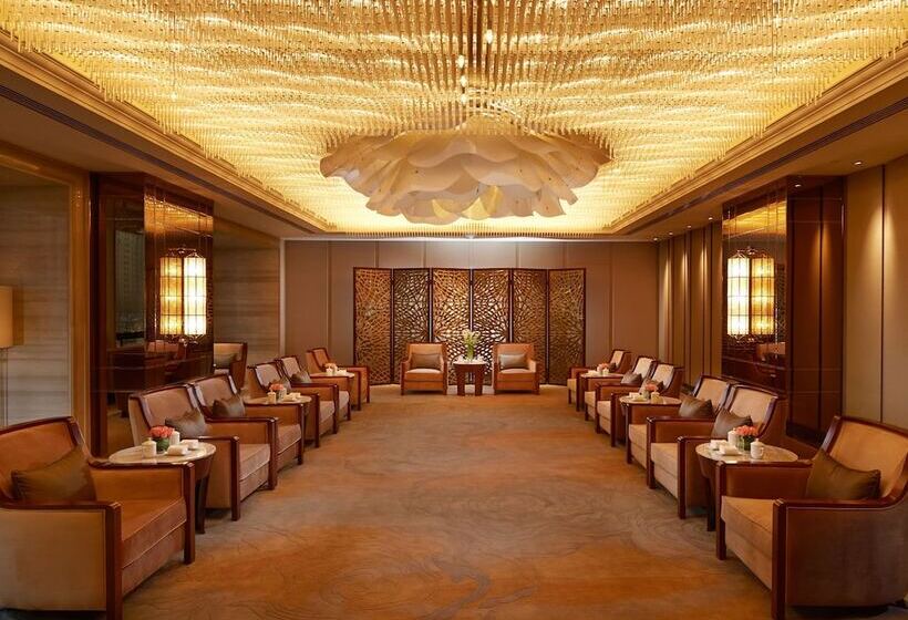 호텔 Hilton Zhengzhou