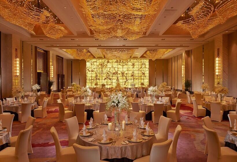 호텔 Hilton Zhengzhou