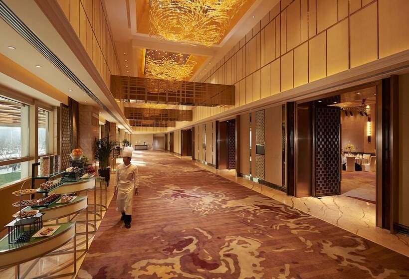 호텔 Hilton Zhengzhou