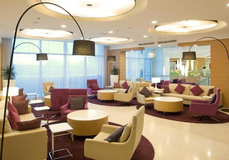 هتل Holiday Inn Alseeb Muscat, An Ihg