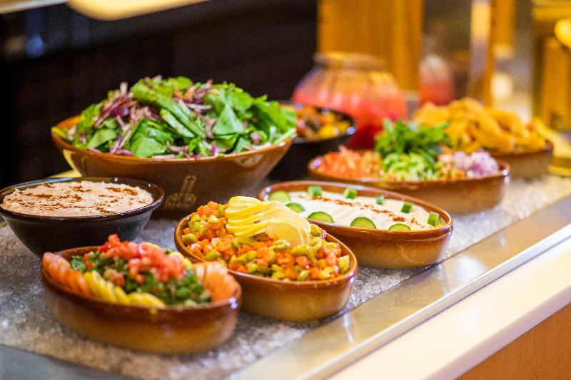 هتل Holiday Inn Alseeb Muscat, An Ihg