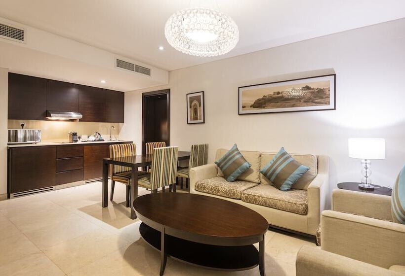 هتل Holiday Inn Alseeb Muscat, An Ihg
