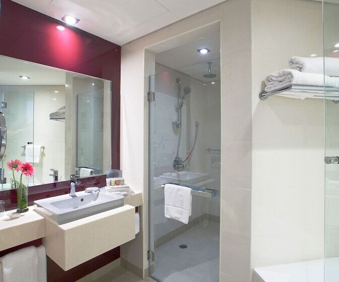 هتل Holiday Inn Alseeb Muscat, An Ihg