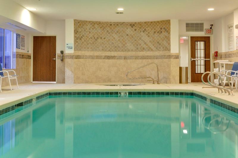 Holiday Inn Express Hotel & Suites Albuquerque Airport, An Ihg