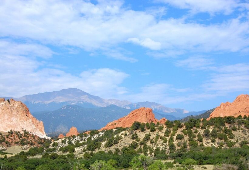 فندق Holiday Inn Express & Suites Colorado Springs Central, An Ihg