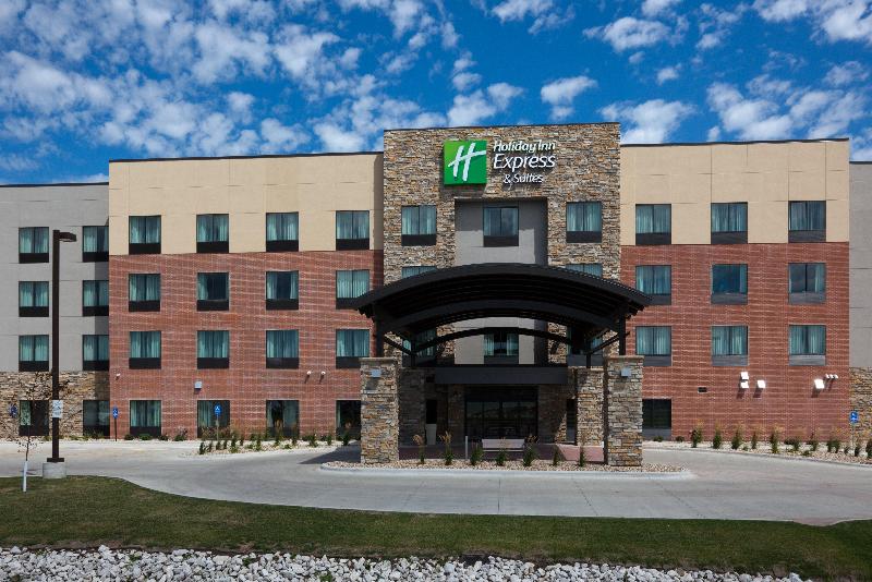 فندق Holiday Inn Express & Suites Fort Dodge, An Ihg