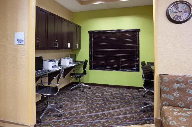 فندق Holiday Inn Express & Suites Fort Dodge, An Ihg