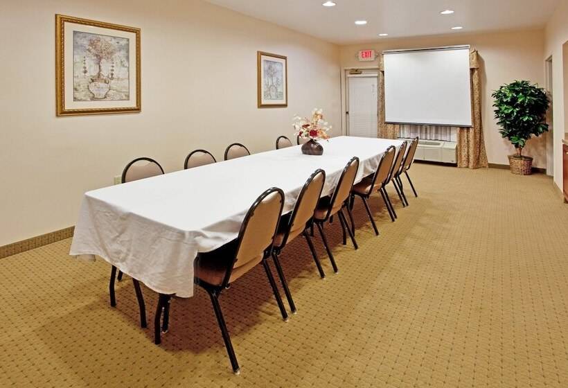 Holiday Inn Express Hotel & Suites Camden I20 By Ihg