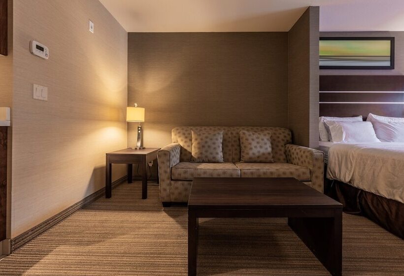 فندق Holiday Inn Express Golden Kicking Horse, An Ihg