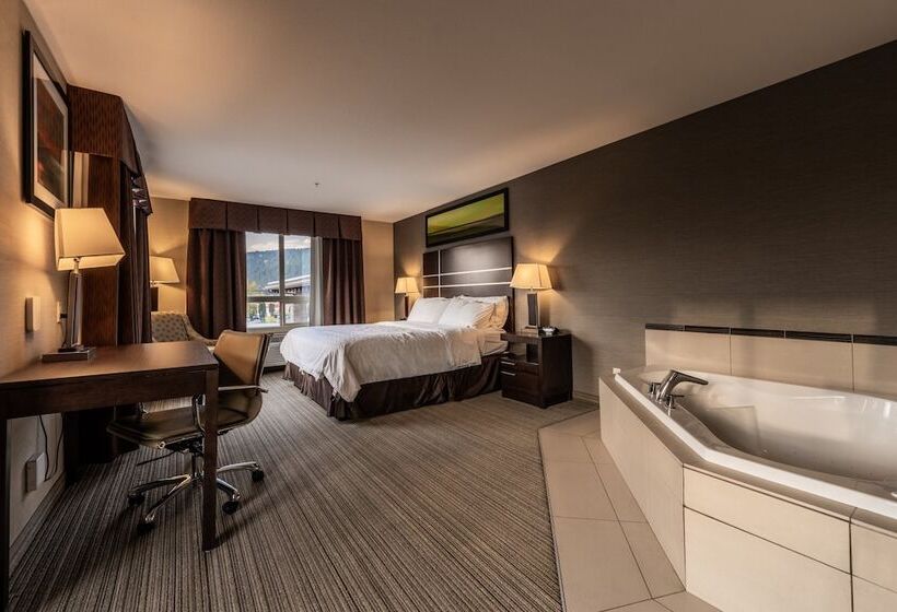 فندق Holiday Inn Express Golden Kicking Horse, An Ihg