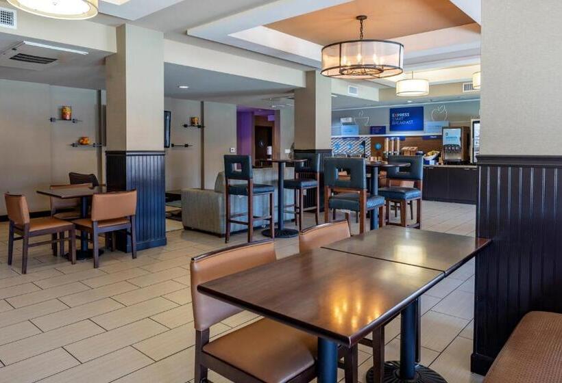 فندق Holiday Inn Express & Suites Indio   Coachella Valley, An Ihg