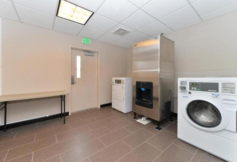 فندق Holiday Inn Express & Suites Indio   Coachella Valley, An Ihg