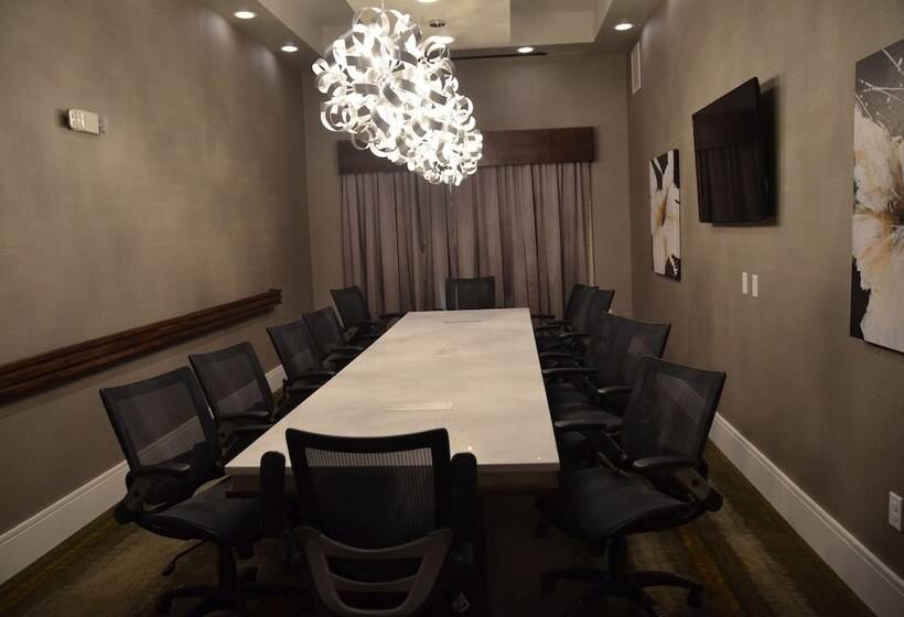 Holiday Inn Express Hotel & Suites Albany By Ihg