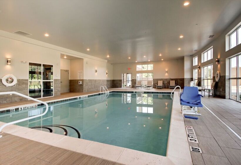 Holiday Inn Express Hotel & Suites Albany By Ihg