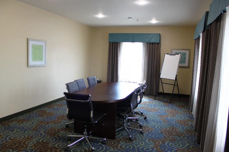 فندق Holiday Inn Express Yorkton East, An Ihg