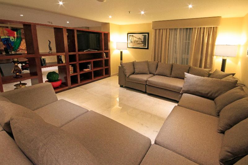 호텔 Holiday Inn Monclova, An Ihg