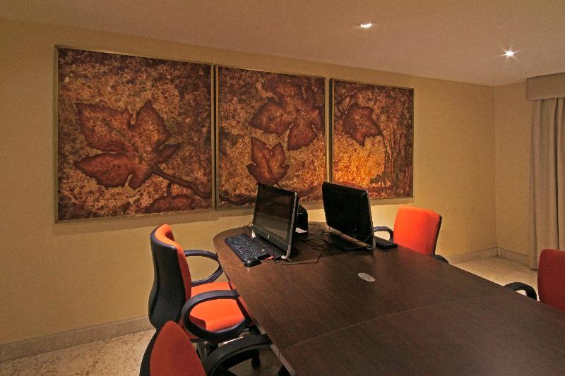 호텔 Holiday Inn Monclova, An Ihg