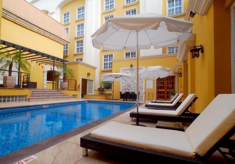 호텔 Holiday Inn Monclova, An Ihg