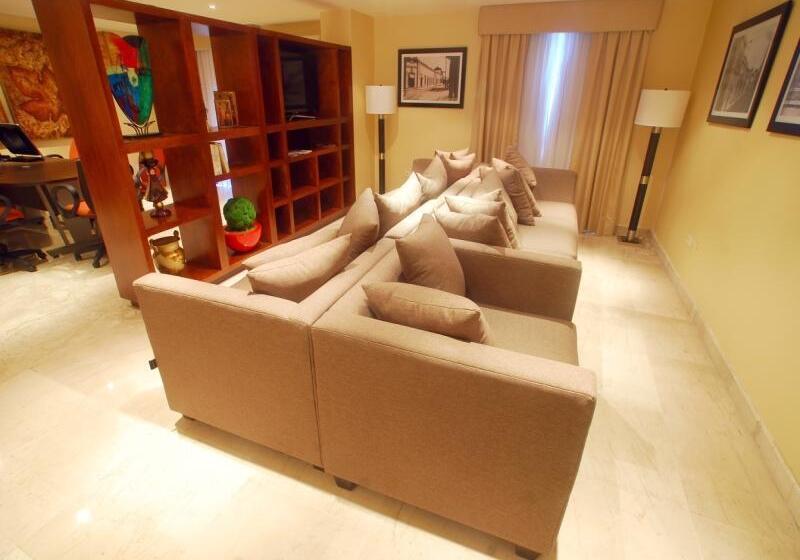 호텔 Holiday Inn Monclova, An Ihg